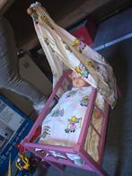 Houten poppenbedje + pop, Kinderen en Baby's, Speelgoed | Poppen, Ophalen, Babypop