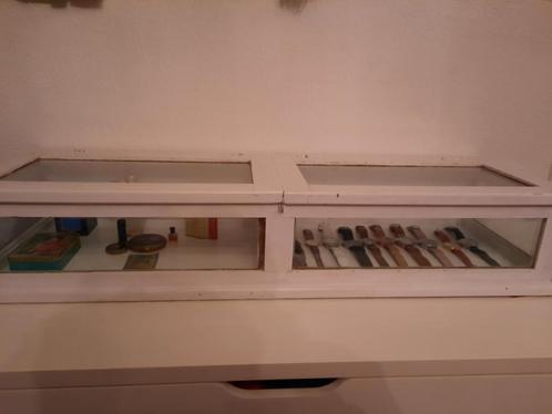 Vitrine kast liggend mooi voor winkel, Antiek en Kunst, Curiosa en Brocante, Ophalen