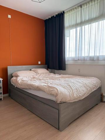 Volledig bed gratis op te halen