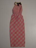 Barbie kleertjes Mattel 1966 lange jurk halterjurk roze wit, Ophalen of Verzenden, Barbie