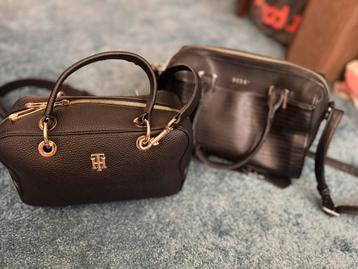 Tommy tas. Bessie tas mag gratis mee beschikbaar voor biedingen