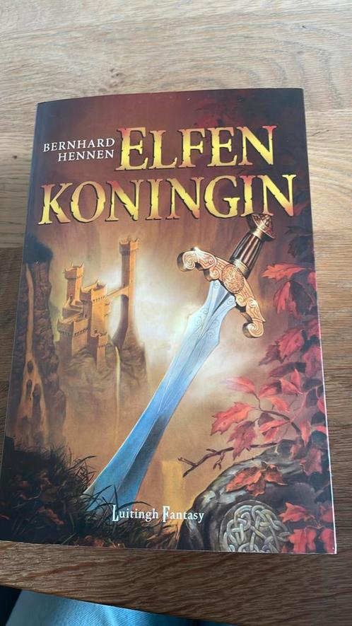 Bernhard Hennen - Elfenkoningin, Boeken, Fantasy, Zo goed als nieuw, Ophalen of Verzenden