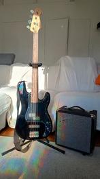 Squier P Bass Starterskit, Muziek en Instrumenten, Snaarinstrumenten | Gitaren | Bas, Ophalen, Gebruikt, Elektrisch