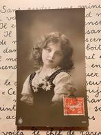 10-9-1915 Meisje met margrietjes (NN), Ophalen of Verzenden, Voor 1920, Gelopen, Kinderen