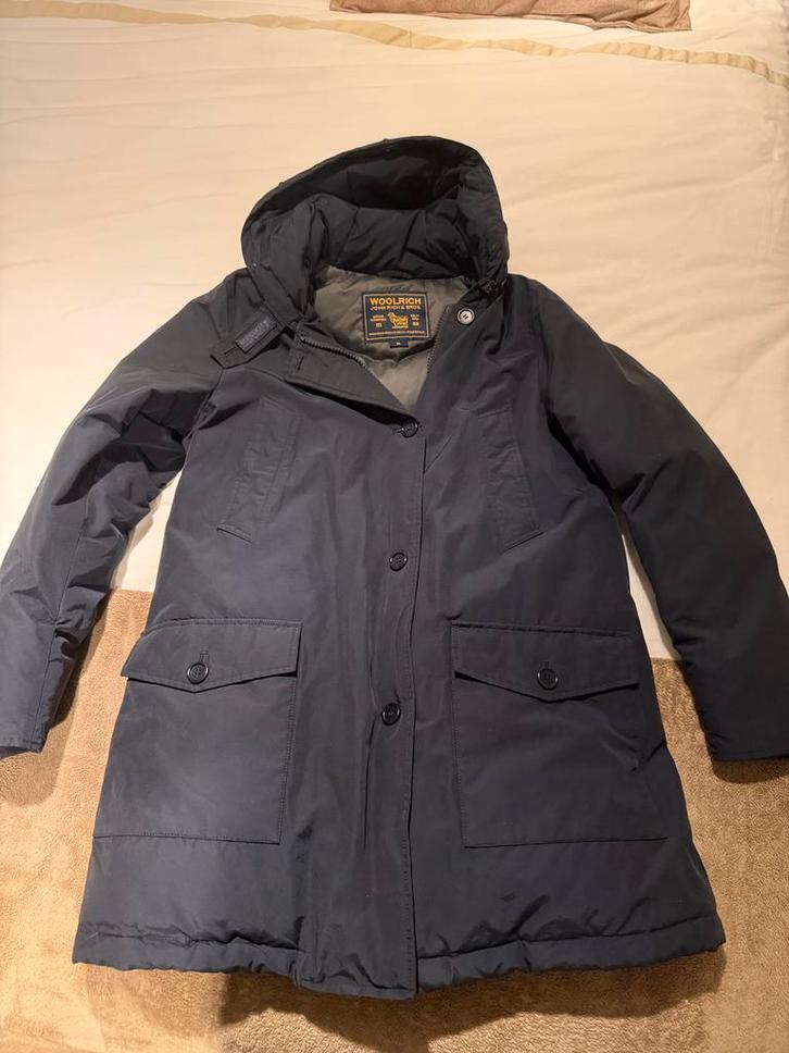 Donkerblauwe Woolrich jas, Kleding | Heren, Jassen | Winter, Zo goed als nieuw, Maat 48/50 (M), Blauw, Ophalen of Verzenden