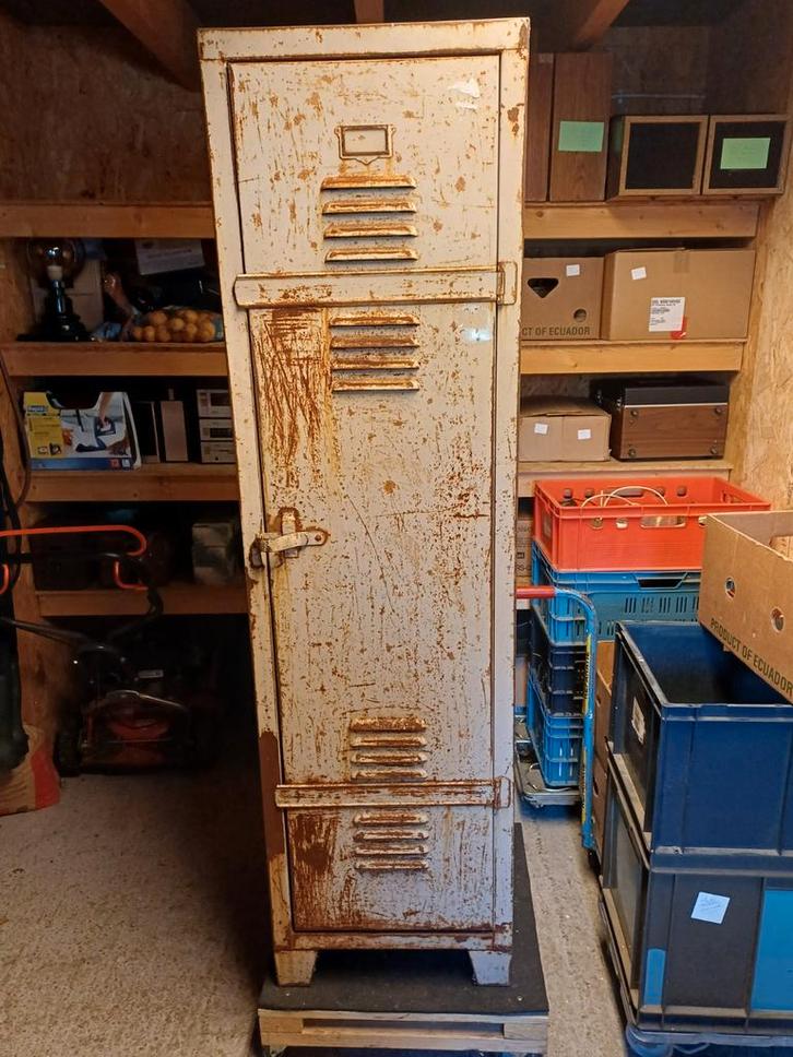 Vintage Industriële Lockerkast - Geleefde Staat, Huis en Inrichting, Kasten | Lockerkasten, Ophalen