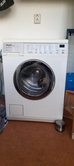 Miele wasmachine, Witgoed en Apparatuur, Wasmachines, Ophalen, Zo goed als nieuw, 1200 tot 1600 toeren, 85 tot 90 cm