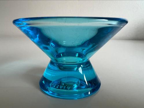 Vintage Iittala Kartio Kaarsenhouder Turquoise Kaj Franck, Huis en Inrichting, Woonaccessoires | Kandelaars en Kaarsen, Zo goed als nieuw