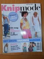 Knipmode juli 2011 spijkerkleding jurken naaien mode, Hobby en Vrije tijd, Kledingpatronen, Ophalen of Verzenden, Zo goed als nieuw