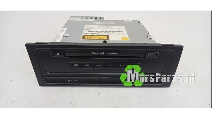 CD Wisselaar van een Audi A4, Auto-onderdelen, Elektronica en Kabels, Audi, Gebruikt, 3 maanden garantie, Ophalen of Verzenden