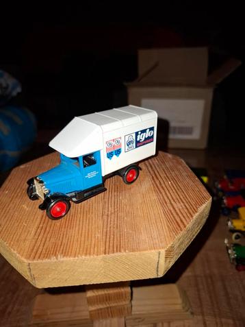 Vintage Iglo Diepvries Truck Model beschikbaar voor biedingen