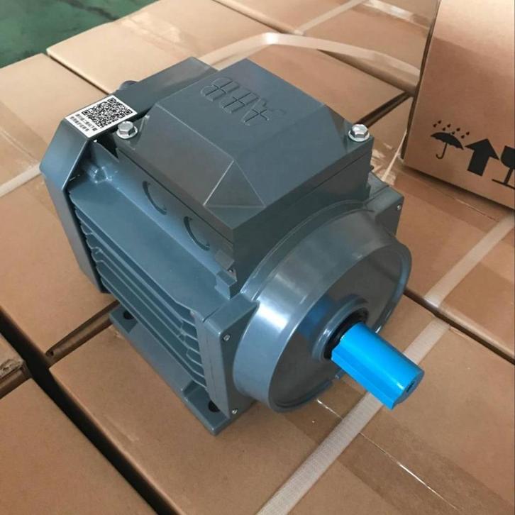 ABB Series 3GAA 3-fase Reversible Induction AC MotorBJ: 2023, Doe-het-zelf en Verbouw, Elektra en Kabels, Nieuw, Overige typen