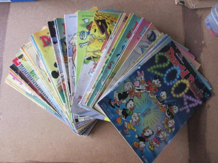 DD2004 DONALD DUCK COMPLETE JAARGANG 2004, GOEDE STAAT, Boeken, Stripboeken, Gelezen, Complete serie of reeks, Ophalen of Verzenden
