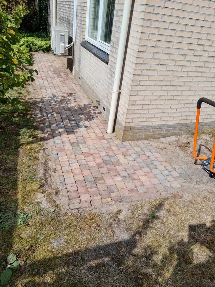Stratenmaker/klusjesman aangeboden, Tuin en Terras, Overige Tuin en Terras, Nieuw, Ophalen of Verzenden