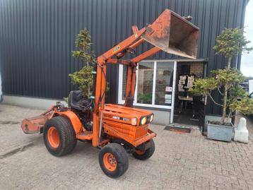 Kubota B7200 4x4 met voorlader & grasbanden beschikbaar voor biedingen