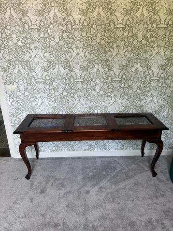 Sidetable  beschikbaar voor biedingen