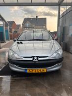 Peugeot 206 1.4 XT 3D AUT 2002 Grijs 139.000km, Auto's, 1100 kg, Zilver of Grijs, 955 kg, Hatchback