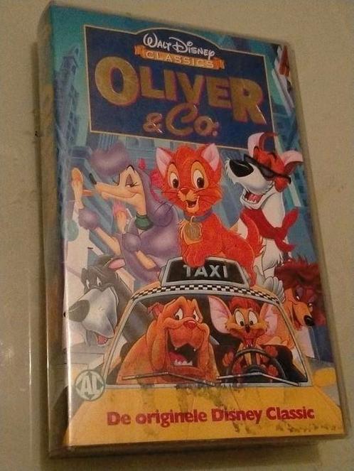 Walt Disney Oliver & Co. Taal : Nederlands, Cd's en Dvd's, VHS | Kinderen en Jeugd, Zo goed als nieuw, Tekenfilms en Animatie