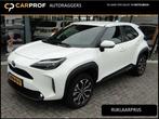 Toyota Yaris Cross 1.5 Hybrid Team D | Led | Camera | Adapti, 12 maanden, Gebruikt, 750 kg, Overige carrosserieën