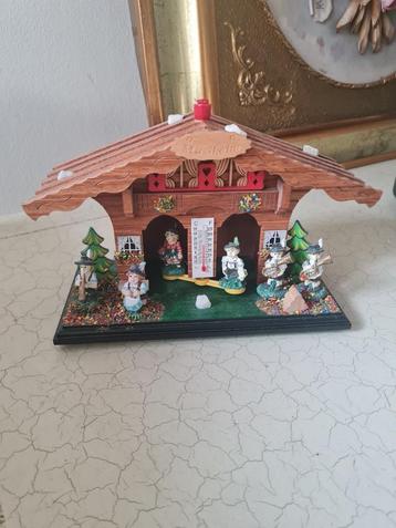 Vintage weerhuisje beschikbaar voor biedingen