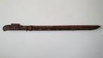 Houten zwaard - handgesneden - erg oud 71 cm, Ophalen of Verzenden