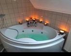 Bubbelbad  jacuzzi whirlpool voor in een badkamer., Tuin en Terras, Bubbelbaden en Hottubs, Ophalen of Verzenden, Zo goed als nieuw