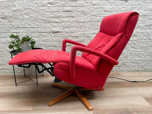 Prominent Stockholm XL sta op stoel relax fauteuil stoel, Huis en Inrichting, Fauteuils, Zo goed als nieuw, Stof, 50 tot 75 cm