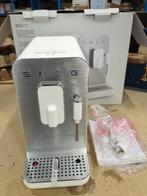SMEG BCC12WHMEU - Espressomachine zo goed als nieuw, Info@mystore.nl, Afneembaar waterreservoir, Verzenden, Mystore