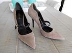 Beige Guess pumps aangeboden, Ophalen, Pumps, Guess, Beige