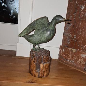 Bronzen sculptuur meeuw op houten sokkel beschikbaar voor biedingen