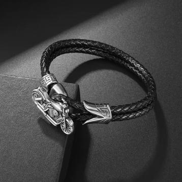 Zwarte Leren Motor Armband  beschikbaar voor biedingen