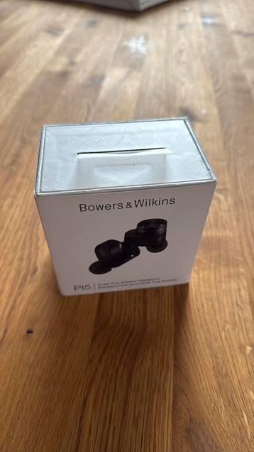 Bowers & Wilkins PI5 beschikbaar voor biedingen