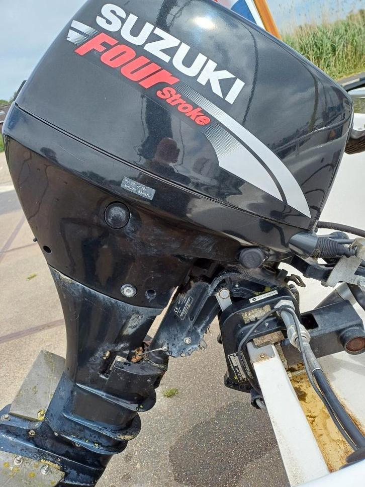 Te koop nette Marion 430, Watersport en Boten, Vis- en Consoleboten, Gebruikt, Tot 10 pk, 3 tot 6 meter, Benzine, Buitenboordmotor