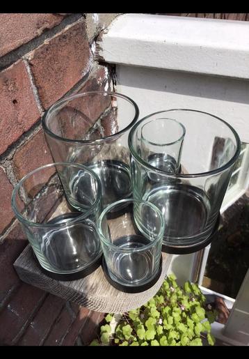 Borrelplateau bestaand uit 5 glazen of vaas / vazen v boeket beschikbaar voor biedingen