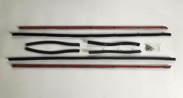 Te koop raamsnorren set (67/68) ford mustang beschikbaar voor biedingen