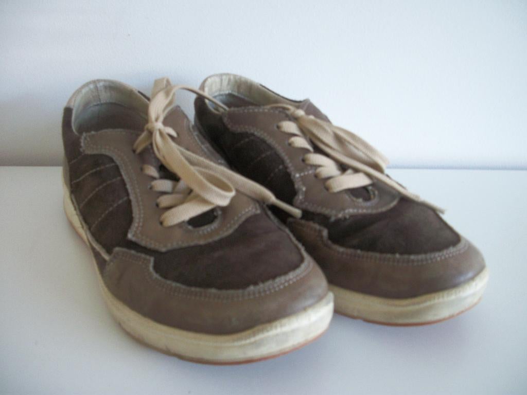 2 Schoen Veterschoen 41 - Bruin Leer - Checker - per paar, Bruin, Ophalen of Verzenden, Checker, Gedragen