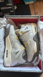 Jordan 4 craft gs 37,5, Ophalen of Verzenden, Zo goed als nieuw, Grijs, Sneakers of Gympen