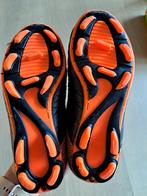 Maat 28 voetbalschoenen, Sport en Fitness, Voetbal, Maat XS of kleiner, Ophalen of Verzenden, Zo goed als nieuw, Schoenen
