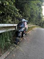 Zip 180 cc, Fietsen en Brommers, Scooters | Piaggio, Ophalen, Zo goed als nieuw, Tweetakt, Zip