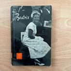 Beatrix fotoboek, Verzamelen, Koninklijk Huis en Royalty, Ophalen of Verzenden, Zo goed als nieuw, Tijdschrift of Boek