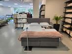Showroommodel boxspring Axelsson Paris nu € 1750,00, Ophalen, 200 cm, Grijs, 160 cm
