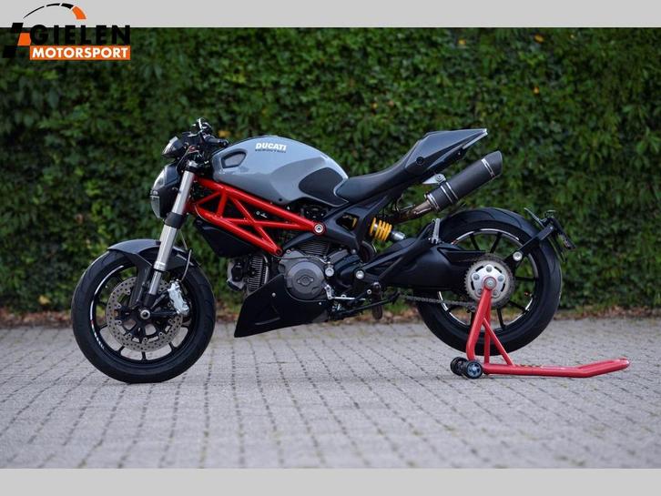 DUCATI M 796 (bj 2011), Motoren, Motoren | Ducati, Bedrijf, Naked bike, meer dan 35 kW, 2 cilinders, Motorrijbewijs A