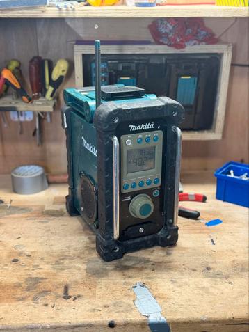 Makita bmr100 bouwradio radio beschikbaar voor biedingen