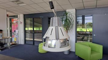 Retro spots. Drie stuks voor €150,00. beschikbaar voor biedingen