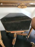 Antiek zwart tafeltje, wijntafeltje bijzettafeltje, Ophalen of Verzenden