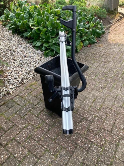 Fietsdrager merk Thule, Auto diversen, Fietsendragers, Zo goed als nieuw, Dakdrager, 1 fiets, Ophalen of Verzenden