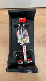 Lewis Hamilton MP4-26 2011 1:18, Hobby en Vrije tijd, Modelauto's | 1:18, Ophalen of Verzenden, Zo goed als nieuw, Overige merken