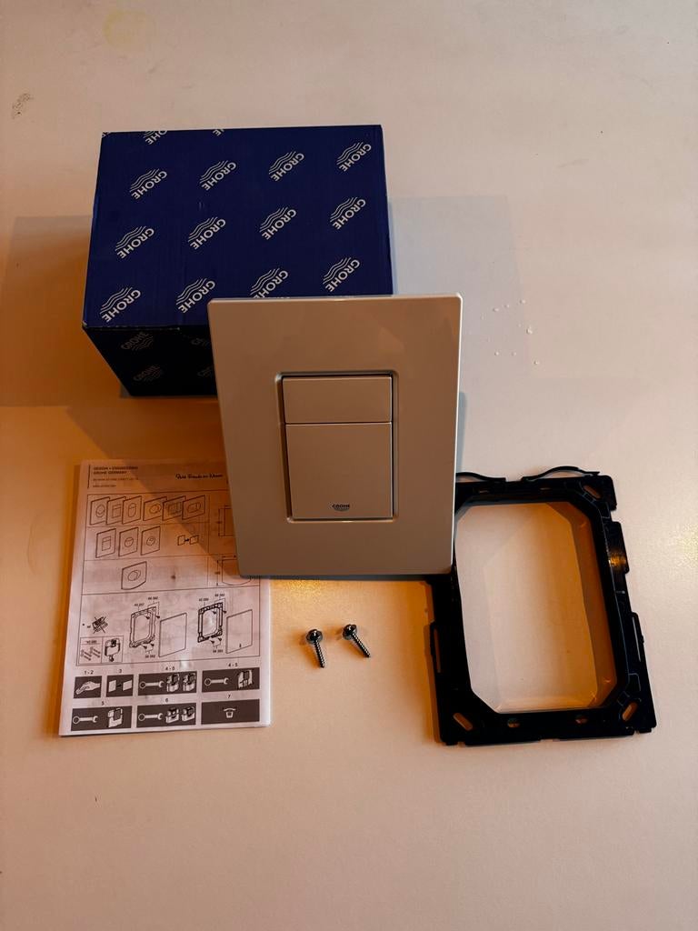 Grohe Skate Toilet Drukknop - Wit, Doe-het-zelf en Verbouw, Sanitair, Ophalen of Verzenden, Zo goed als nieuw, Toilet