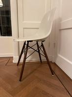 Eames DSW fiberglass vintage Herman Miller Vitra, Huis en Inrichting, Stoelen, Ophalen of Verzenden, Gebruikt, Eén
