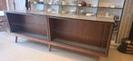 Super gave vintage jaren 60 teakhouten winkel toonbank!, Huis en Inrichting, Kasten | Dressoirs, Ophalen, Zo goed als nieuw, Glas